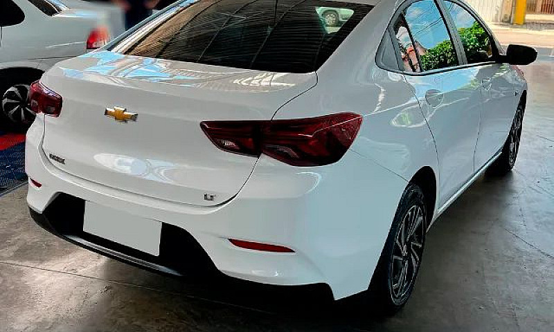 Chevrolet Onix Plus ...