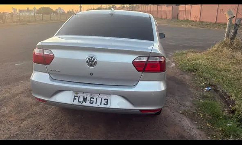 Volkswagen Voyage 1....