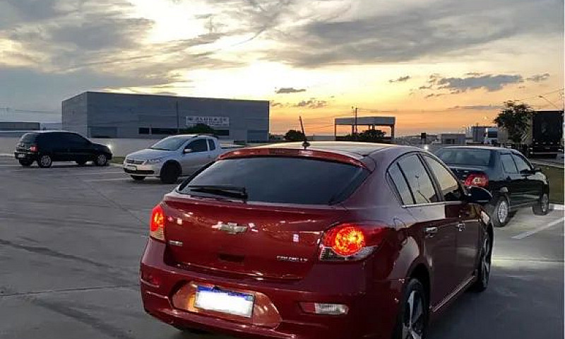 Chevrolet Cruze Hb S...