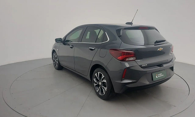 Chevrolet Onix Hatch...