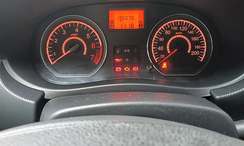 Renault Logan Expres...
