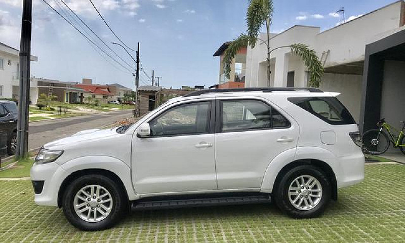Toyota Hilux Sw4 Srv...