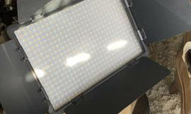 Led...