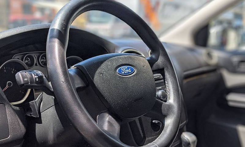 Focus Sedan 2.0 Comp...