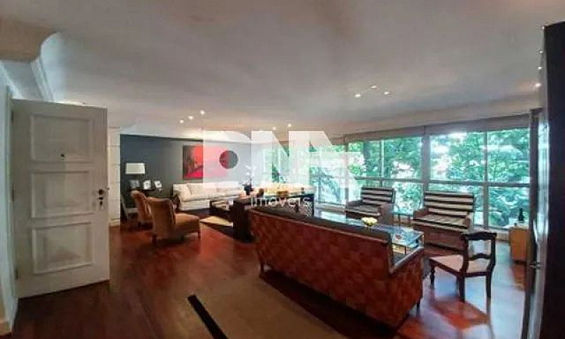 Apartamento-À Venda-...