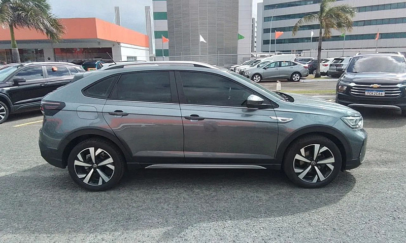 Volkswagen Nivus Hig...