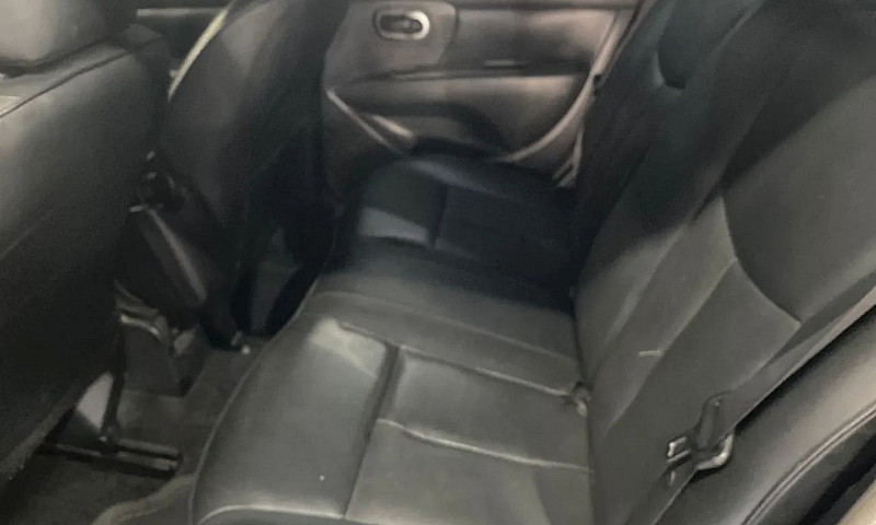 Nissan Livina Sl 1.8...