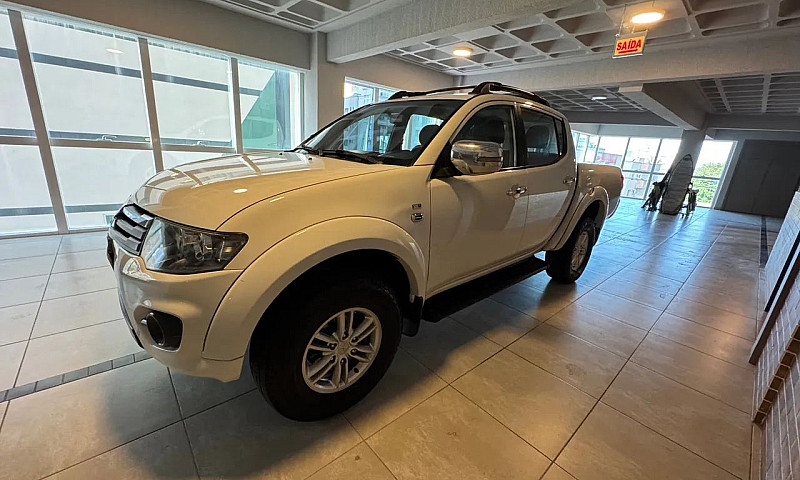L200 Triton 2016...