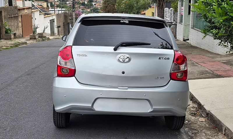 Toyota Etios Xs 1.5 ...