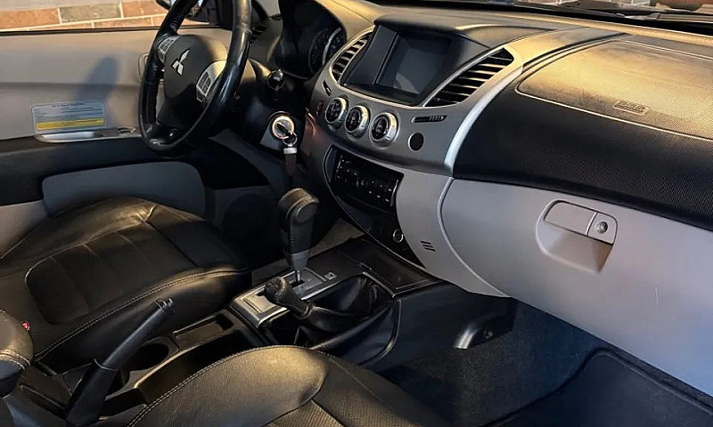 L200 Triton 2016...