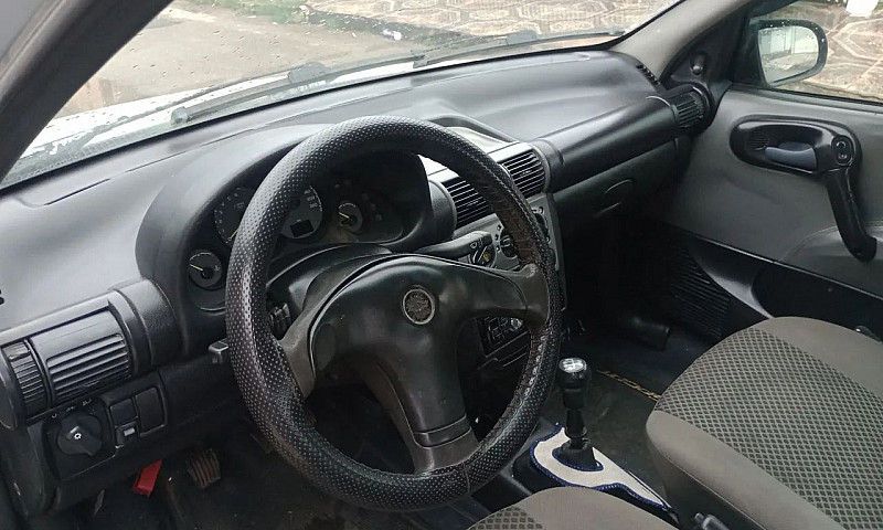 Chevrolet Corsa Sed ...