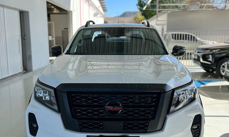 Nissan Frontier Pro4...