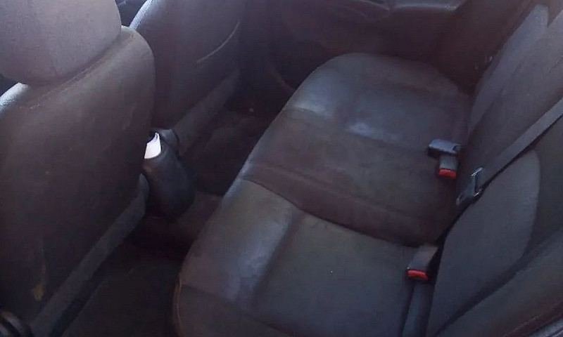 Nissan Versa Sv 1.6 ...