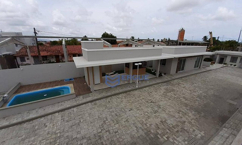 Casa Com 2 Dormitóri...