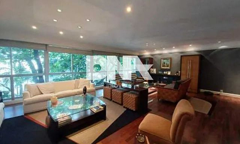 Apartamento-À Venda-...