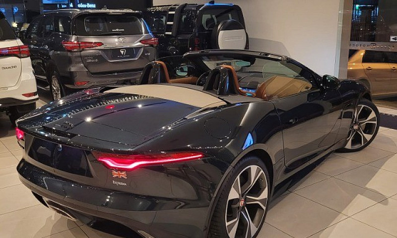 Jaguar F-Type R-Dyna...