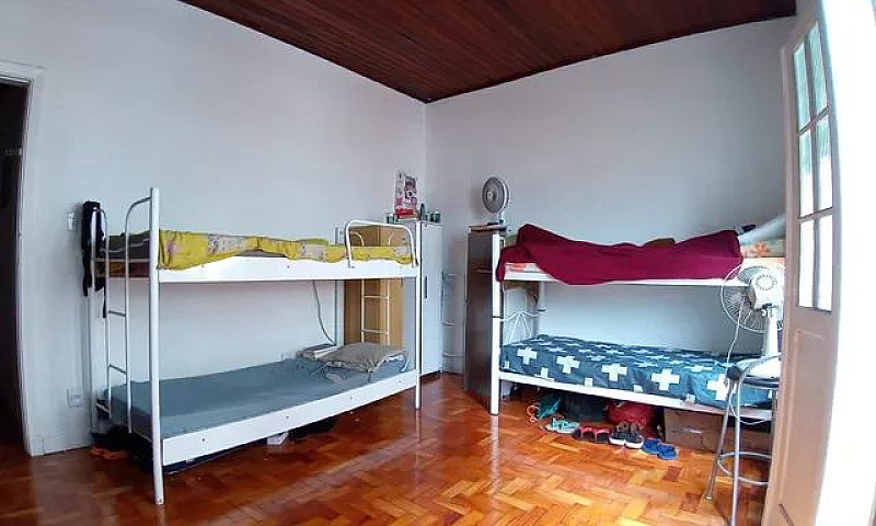 Quarto Compartilhado...
