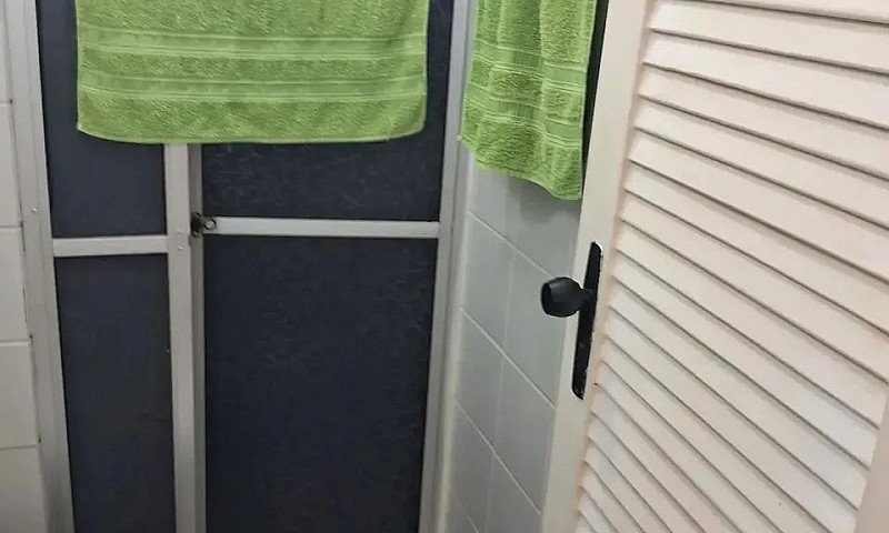 Village De 3/4, Send...