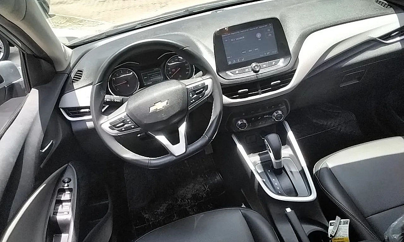 Chevrolet Onix Plus ...