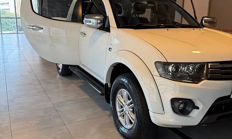L200 Triton 2016...