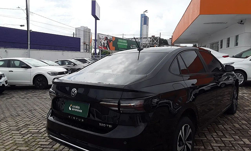 Volkswagen Virtus Co...