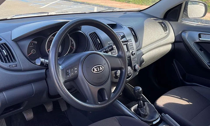 Oportunidade! Kia Ce...