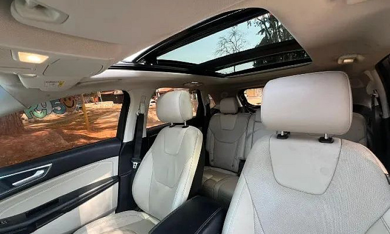 Ford Edge Titanium 3...