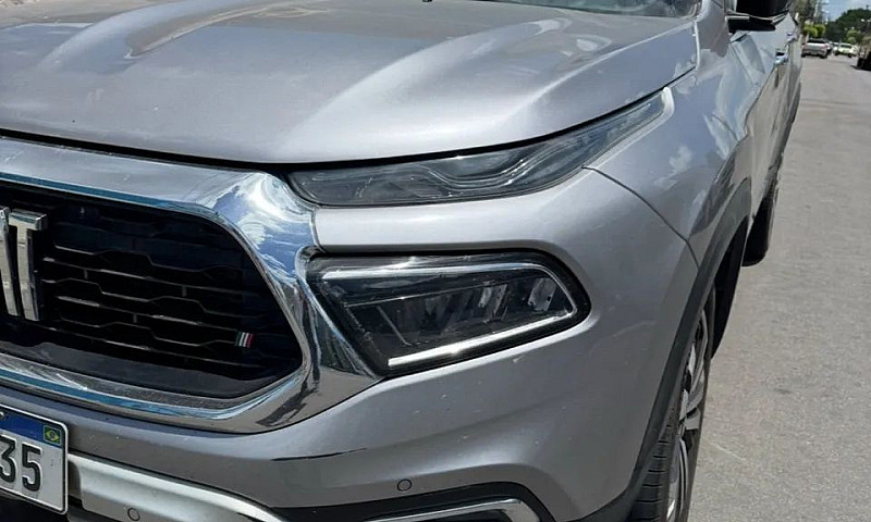 Fiat Toro Volcano 2....