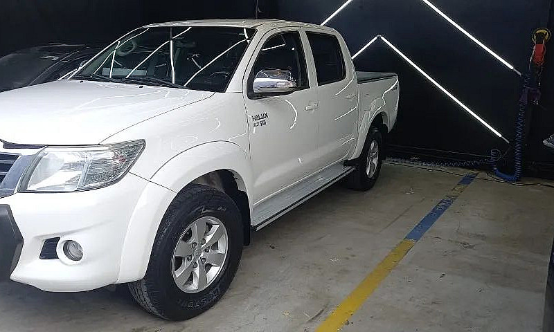 Toyota Hilux Cd Srv ...