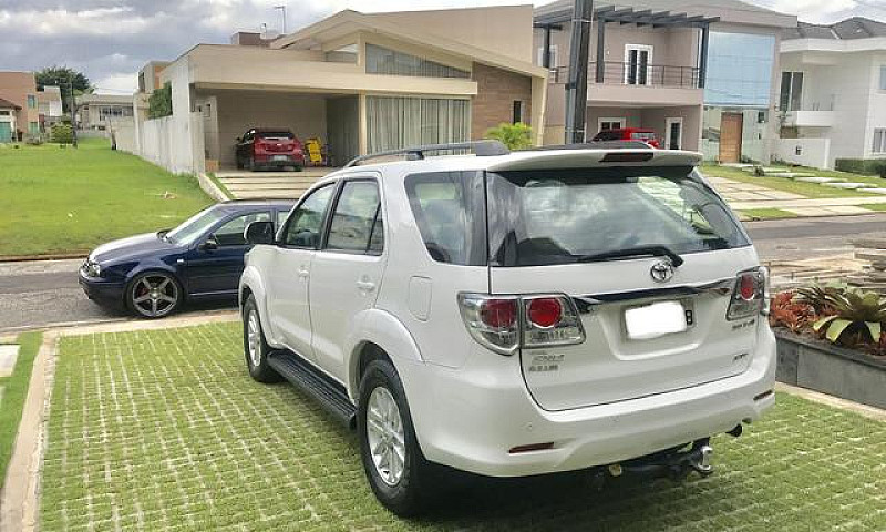 Toyota Hilux Sw4 Srv...