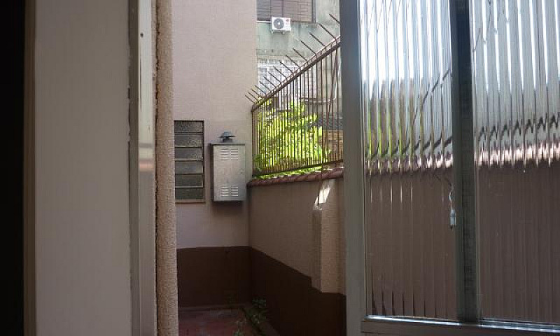 Casa À Venda Com 3 D...