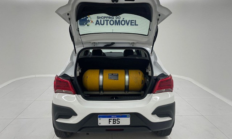 Onix 1.4 Active Auto...