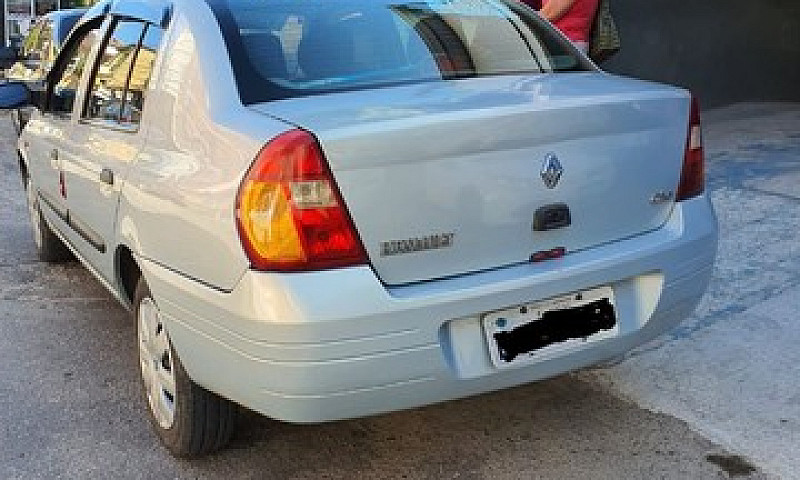 Renaut Clio Sedan 1....