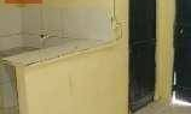 Casa Com 2 Dormitóri...