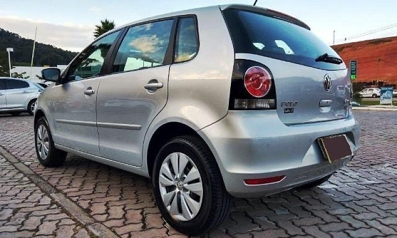Volkswgen Polo 1.6 2...