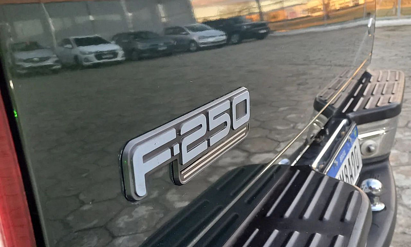 Ford F-250 Xlt 4.2 T...