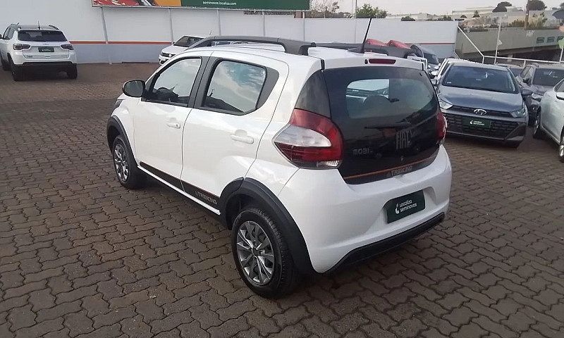 Fiat Mobi Trekking 1...