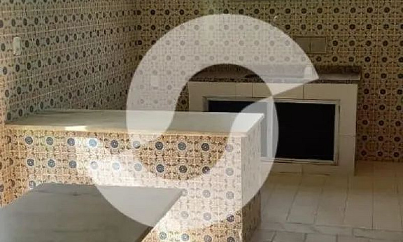 Casa Ampla Com  4 Qu...