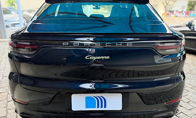 Porsche Cayenne Coup...