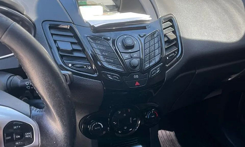 Ford Fiesta Tit./Tit...