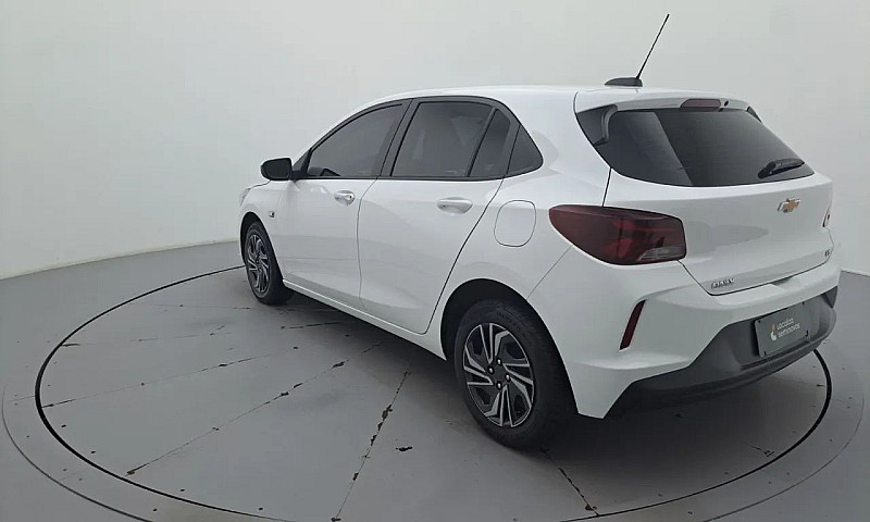 Chevrolet Onix Hatch...