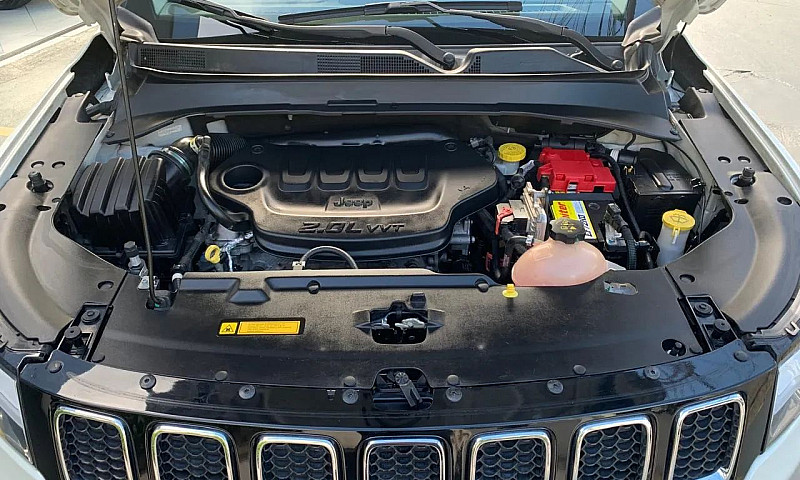 Jeep Compass Longitu...