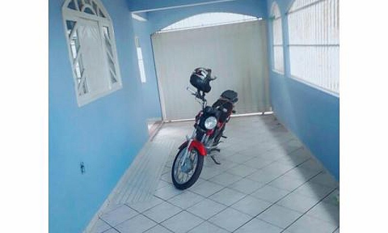 Aluga-Se Ótima Casa ...