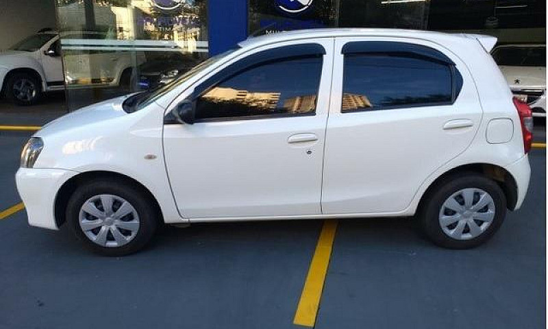 Toyota Etios 1.3 X Ú...