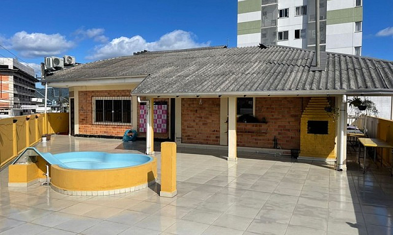Cobertura No Bairro ...