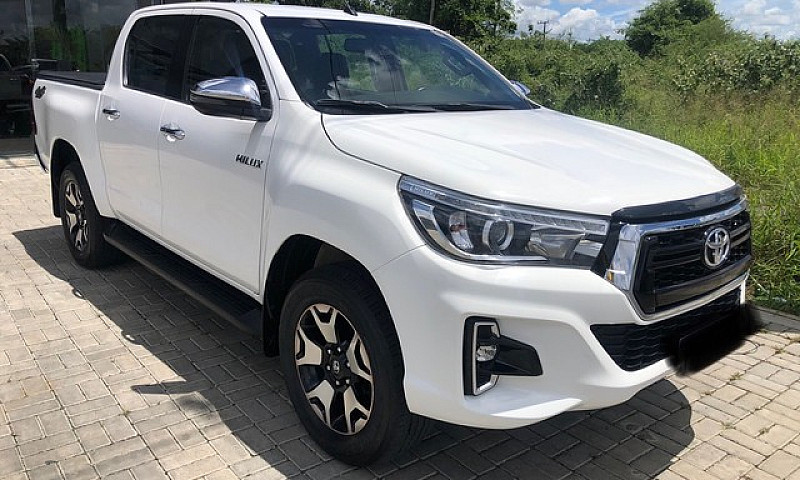 Toyota Hilux Srx 201...
