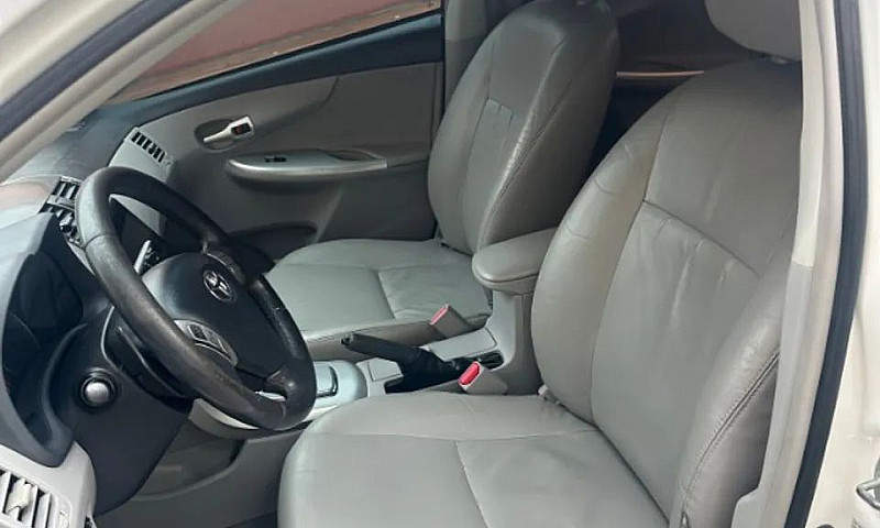 Toyota Corolla Xei 2...