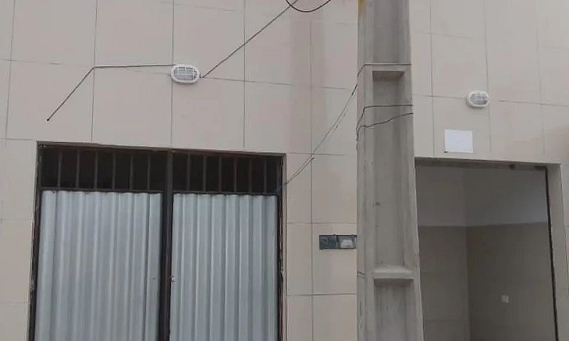 2 Casas Com Ponto Co...