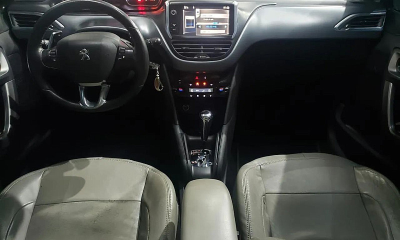 Peugeot 208 Griffe 1...