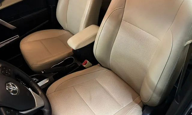 Toyota Corolla Altis...